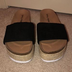 dirty laundry- black espadrille sandals